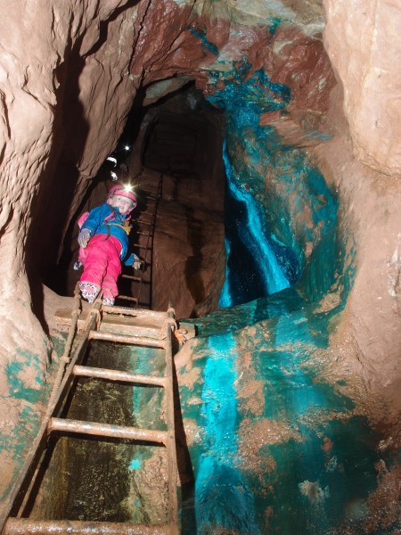 P3124080.JPG - On the way back up Blue Shaft.