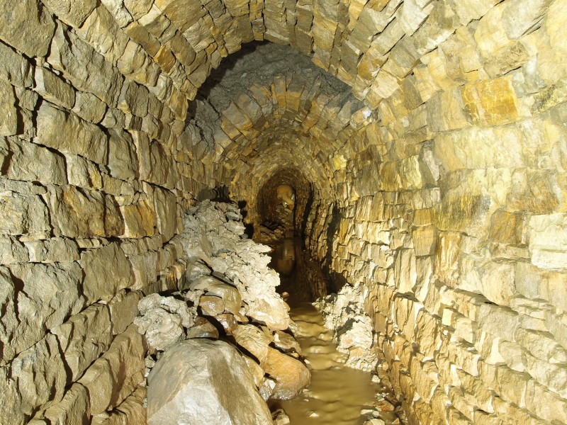 P7260359.JPG - Looking towards the final fall.