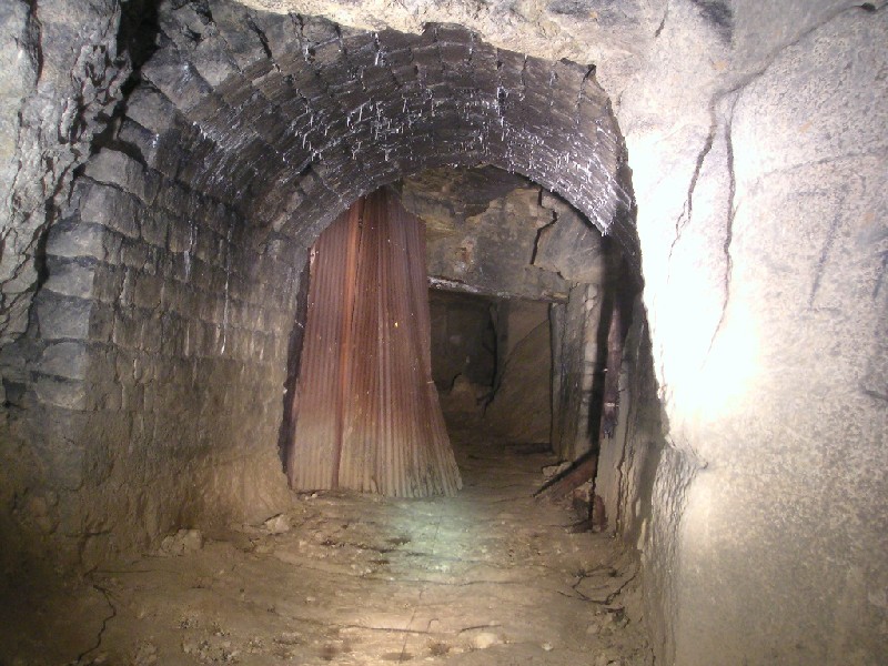 bfs_irondoor.jpg - The Iron Door, guarding the entrance into the Northern Region.