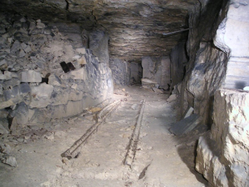 bfs_railtracksnearthehut.jpg - Part of the rail tracks near hte 'Hut'.