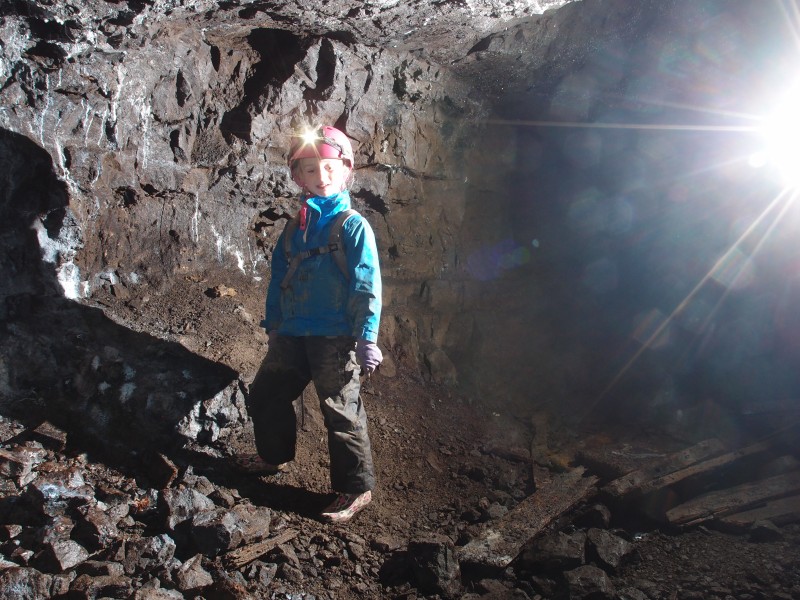 P5014831.JPG - Further along, seccond level in flats on Brownley Hill Middle Vein.