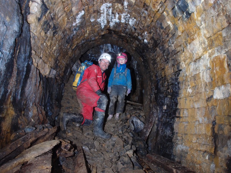 P5014869.JPG - In the horse level underneath the flats. Just come down from above.