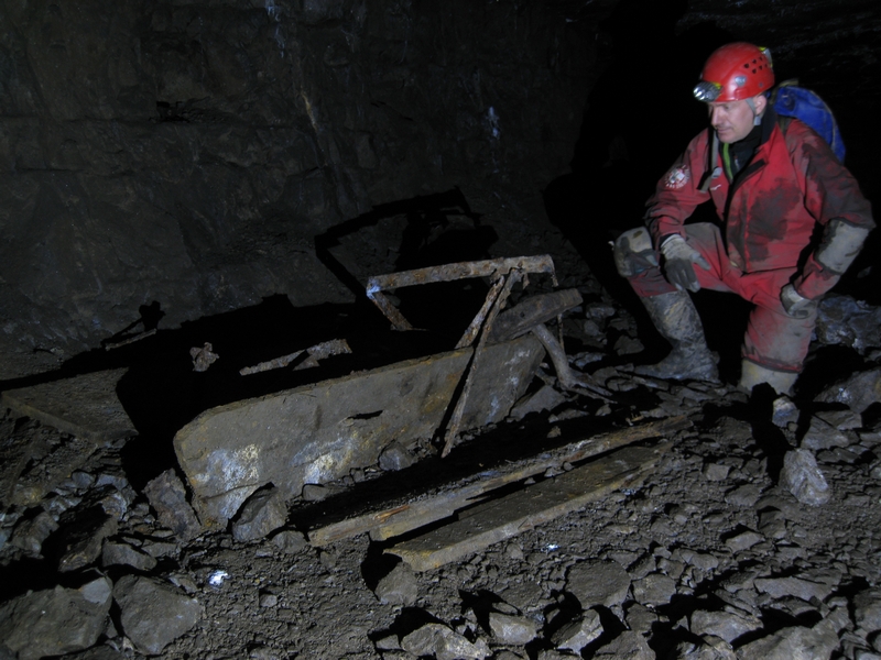 IMG_5274.JPG - Higher Flats, remains of an ore truck.