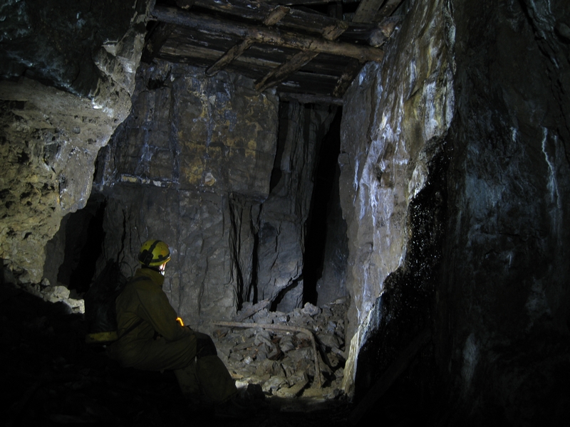 IMG_5278.JPG - Lower Flats, the X junction and the wooden platform above it.