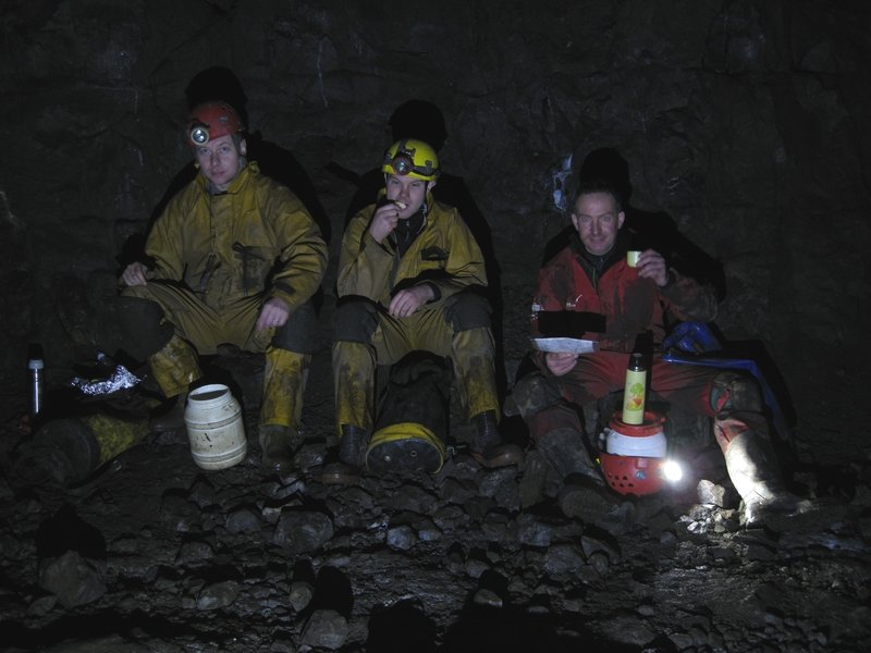 Img_5249.jpg - Lunch in the Higher Flats.