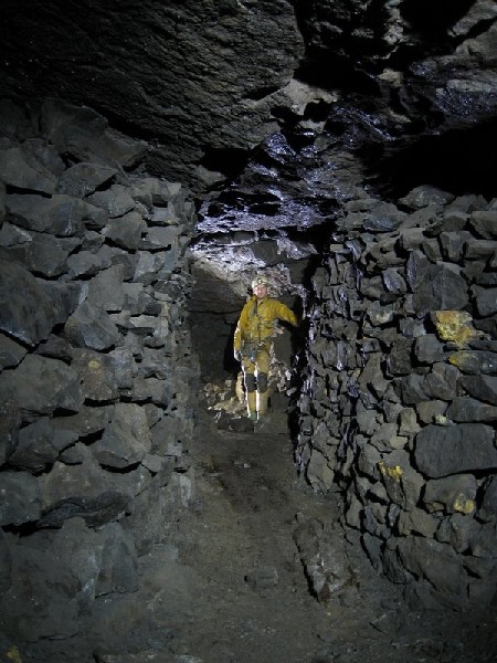 IMG_5802.JPG - More pack walling in flats.