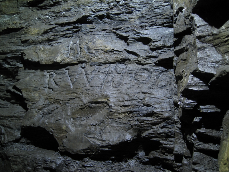 IMG_5842.JPG - Graffiti by another sump, ' RW 1806'.