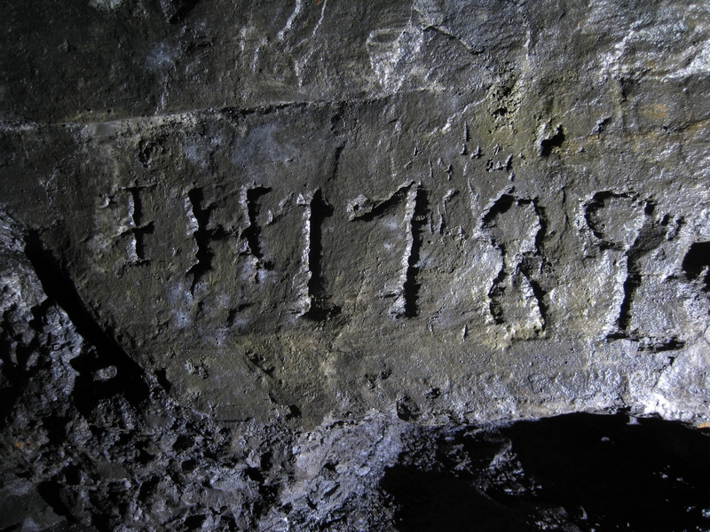 IMG_5478.JPG - Graffiti at one of the sumps on the high level.