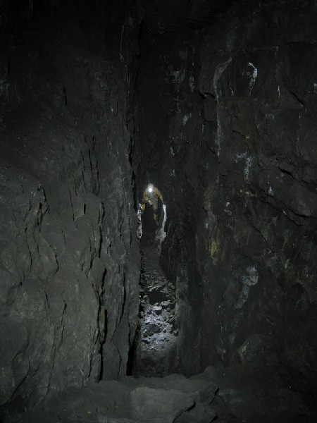 Img_5437.jpg - Looking down from the top of the Great Limestone into stoping below, Gudhamgill Burn Cross Vein.