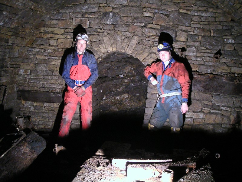 bh_engineroom_edmike.jpg - A serious pose in the engine room. The room is about 5m above the level below, entrance and exit is via the arch.