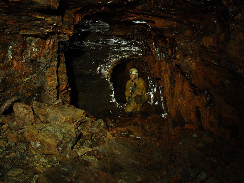 P1112214.JPG - Iron stained formations.