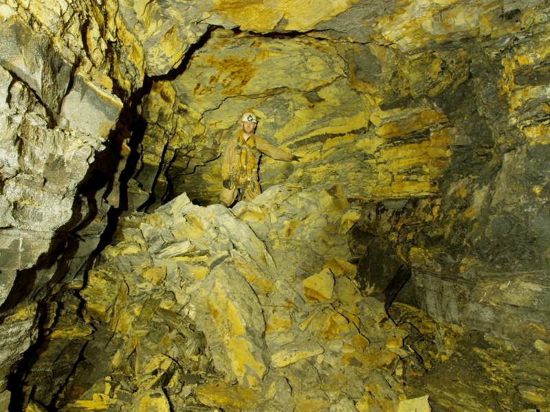 P1112281.JPG - Horse Level on Brownley Hill West High Cross Vein.