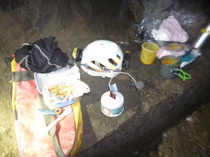 P1080167.JPG - Marks kitchen, good to go. Photo by Mark.