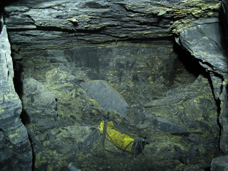 IMG_0003.JPG - First junction on the Brownley Hill West High Cross Vein.