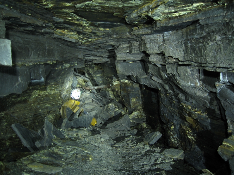 IMG_6129.JPG - Horse Level looking west on the way out, a not nice part of the level.