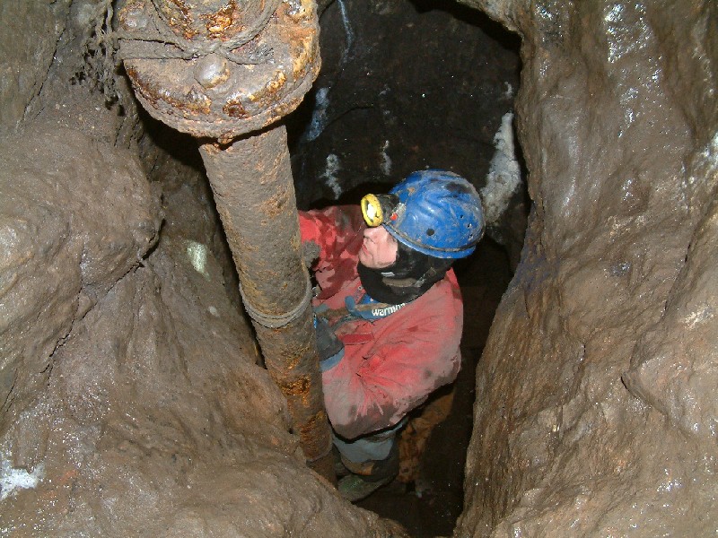 bh_shafttohaggs5.jpg - Climbing back out.