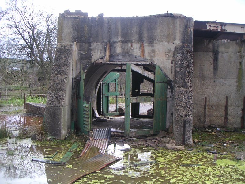 PICT6240.jpg - Incline Level heapstead building.