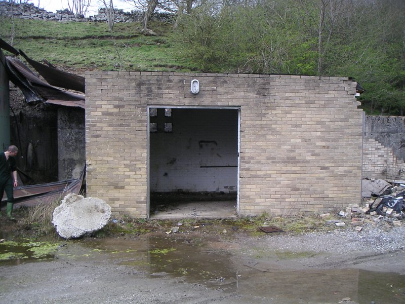 PICT6241.jpg - Pete thought that this building used to contain the pumps for the Incline Level.