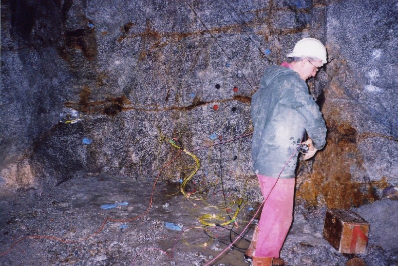 camborne6.jpg - Checking the round.