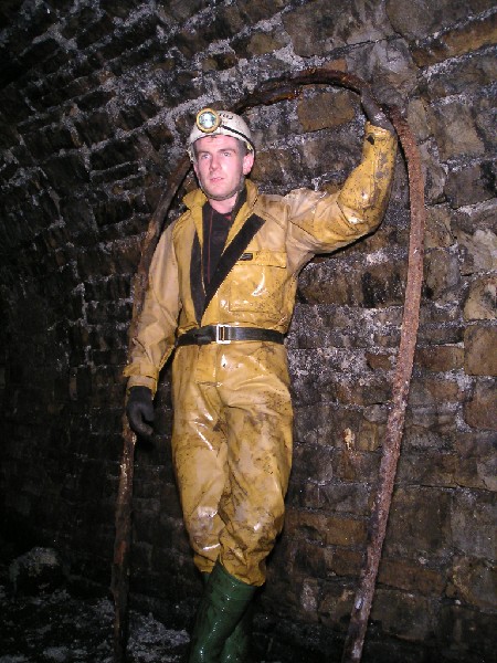 PICT3786.JPG - The beginning of the dry area after the deep water. Is this an arch former or the king of the swingers?