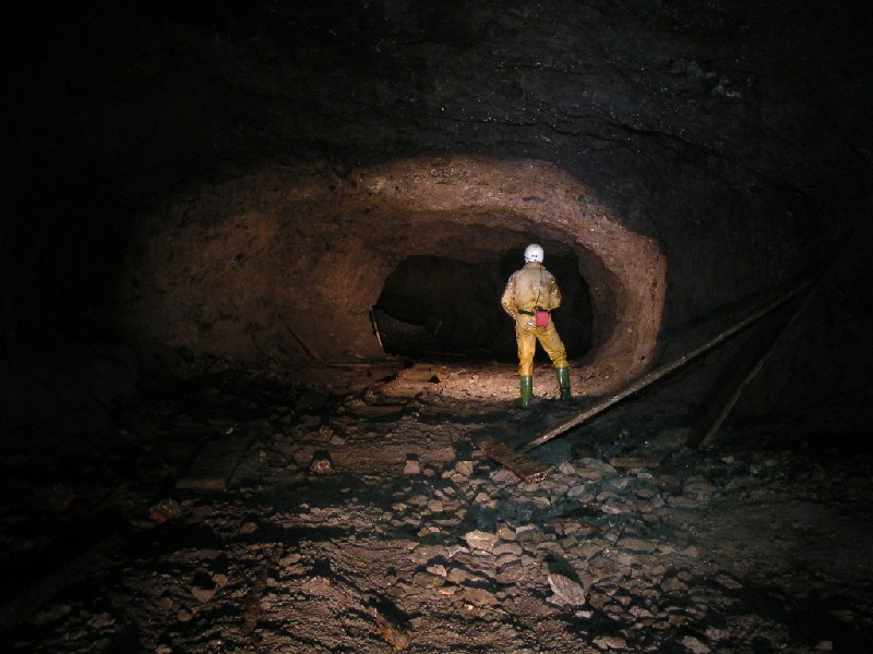 cc_westend_flats3.jpg - A view down the flats.