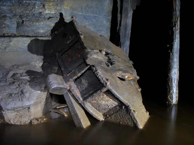 05_ccnv_vfan6.jpg - Another view of the ventilation fan.