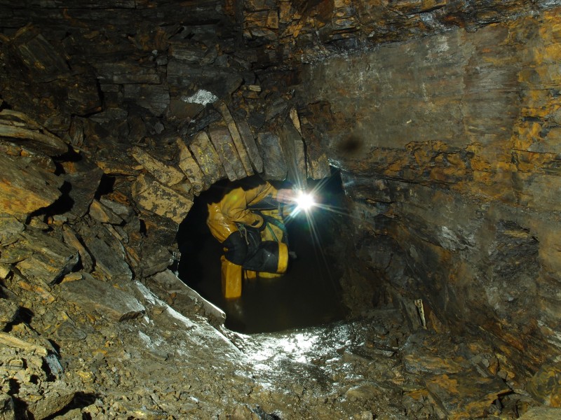 PC036746.JPG - Arching with slight sag.