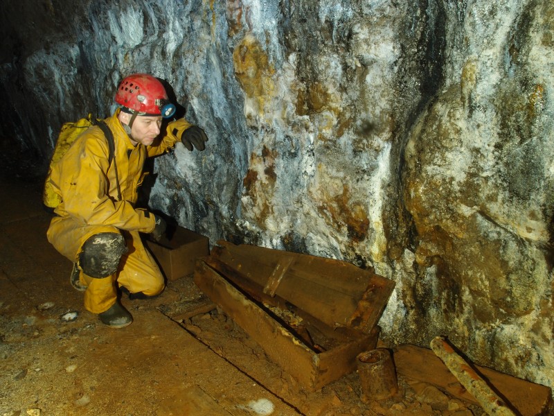 PC036775.JPG - Drill box in stope.