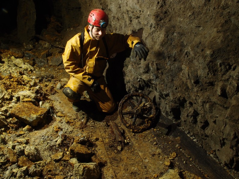 PC036776.JPG - Wheel from a barrow.