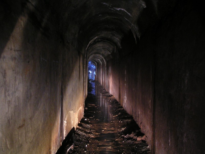 cch_viewtostairadit2.jpg - At the top of the steps looking out to the top adit.