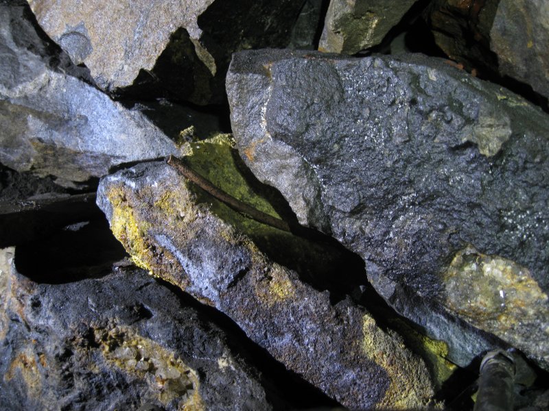 Img_3404.jpg - A piece of fuse.