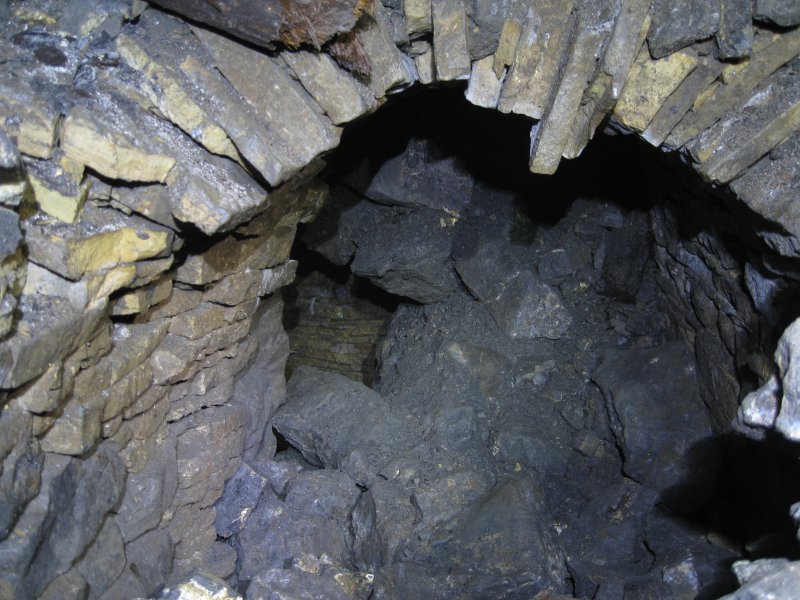 Img_3425.jpg - The top of the rise into the level that gives access to the flats.