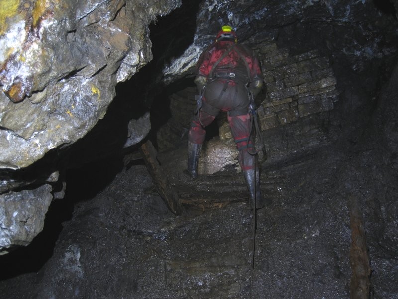 Img_3448.jpg - Descending into the flats above Hangingshaw Branch from Carr's Level.