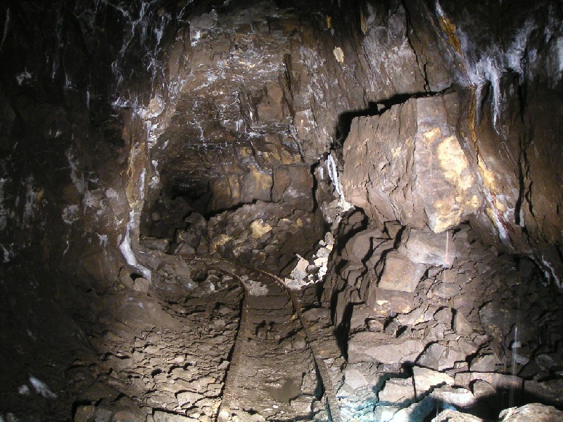 middlefat2.JPG - Part of the rail tracks in the Middle Flats.