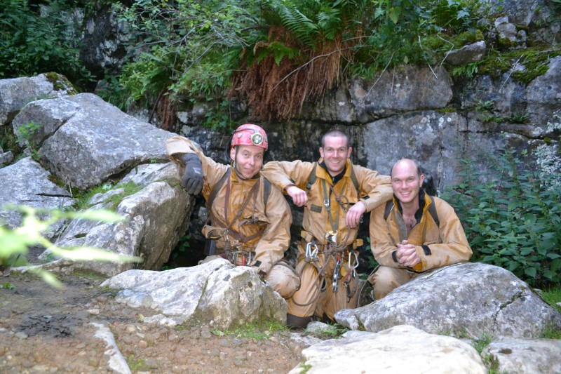 DSC_0482.JPG - Finally out and a 4.5km walk beckons. Much easier with mine exits. Photo by Karli.