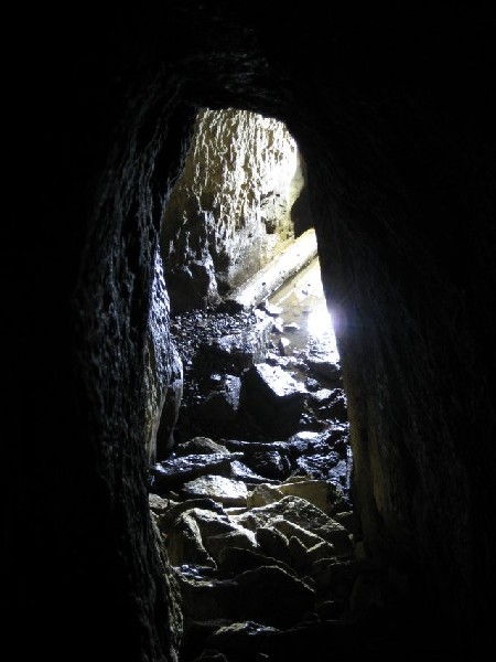 08_cl_viewfromstopepass2.jpg - Looking down from the slope.