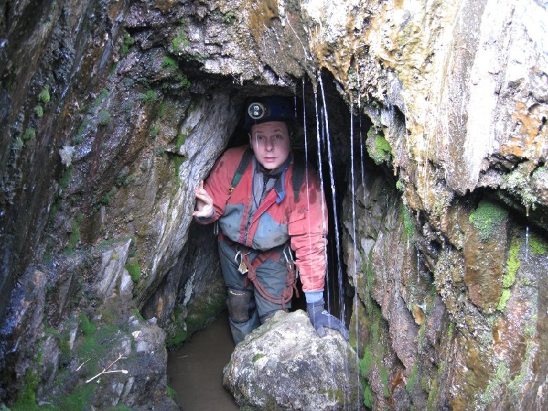 21_cl_mikecomingoutoflevel.jpg - The deepest water would have to be just within the entrance.