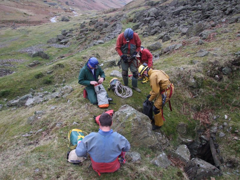 DSCF9040.jpg - Last minute equipment set up, before going under. Photo by Paul.