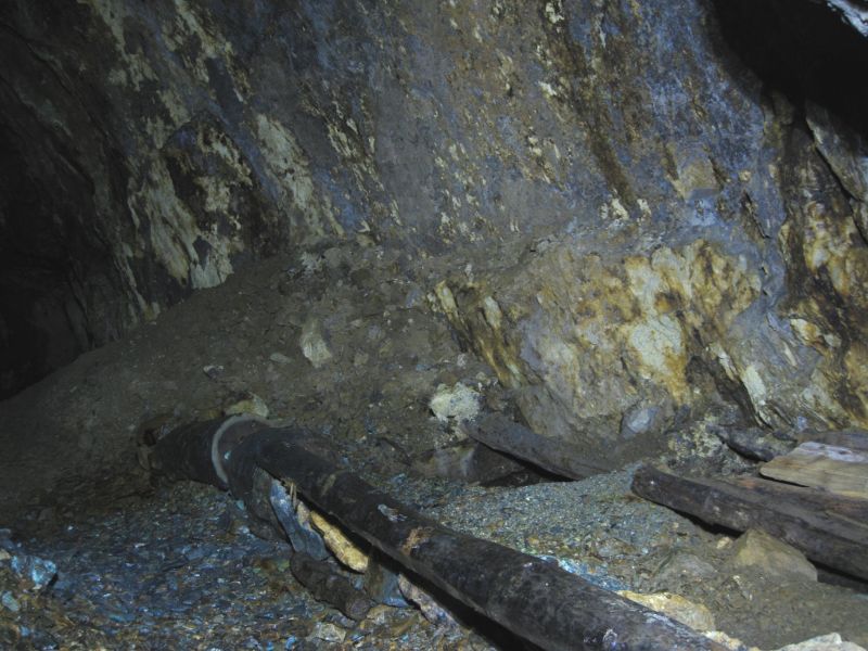 60_gcl_paddtendshaft_down.jpg - Paddy End Shaft continuing down to the Deep Level.