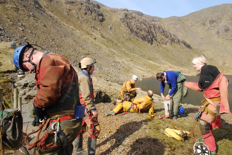 DSC_0267.jpg - Getting ready at the Crater.