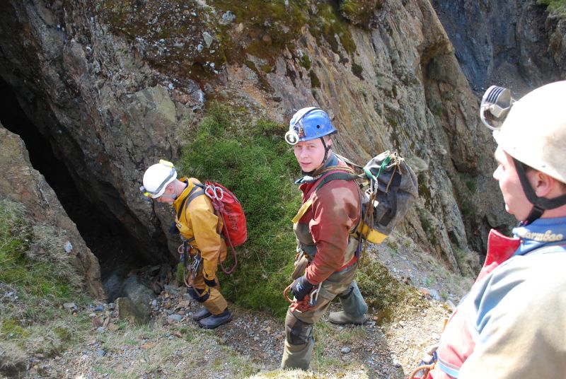 DSC_0284.jpg - Descending into the Funnel - the start of the trip.