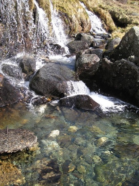 05_levelswaterfallpool.jpg - Crystal clear water at Levers Waterfall.