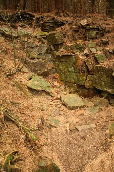 IMG_1515.jpg - North 3 Level, sealed with fall from the cliff face.