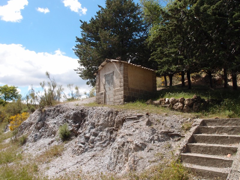 P6069571.JPG - Mine buildings further away from the main mine site.
