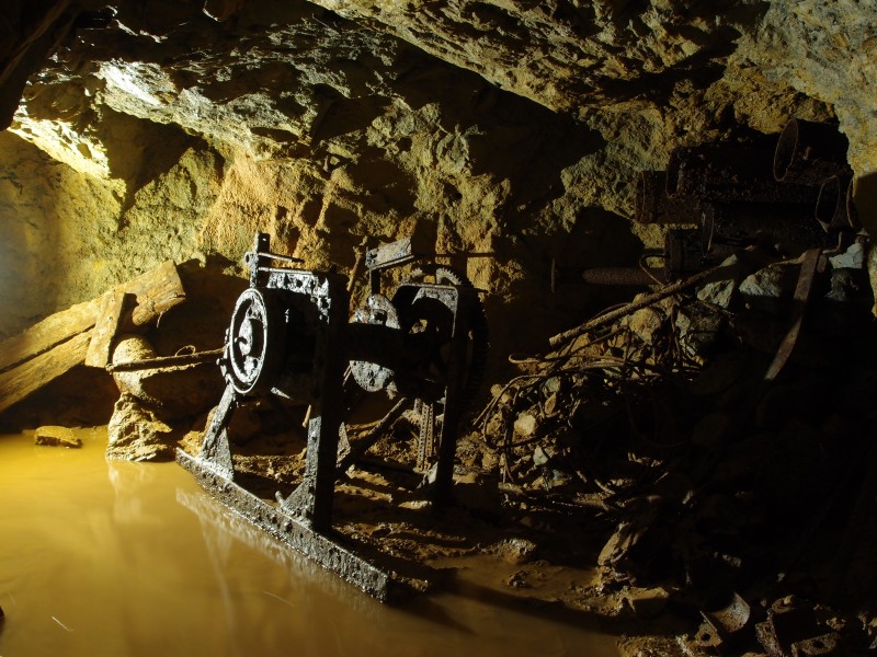 P6143313.JPG - Old winch and ventilation pipes on the 1100' Level.