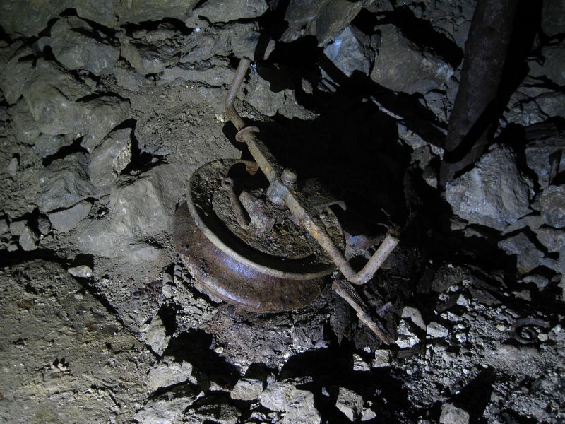 IMG_4639.JPG - Pully at the bottom of the incline along the Manchester Gate.