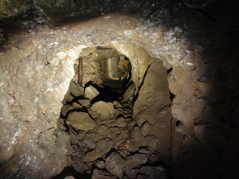P7270428.JPG - Looking down the north east branch of the flats.