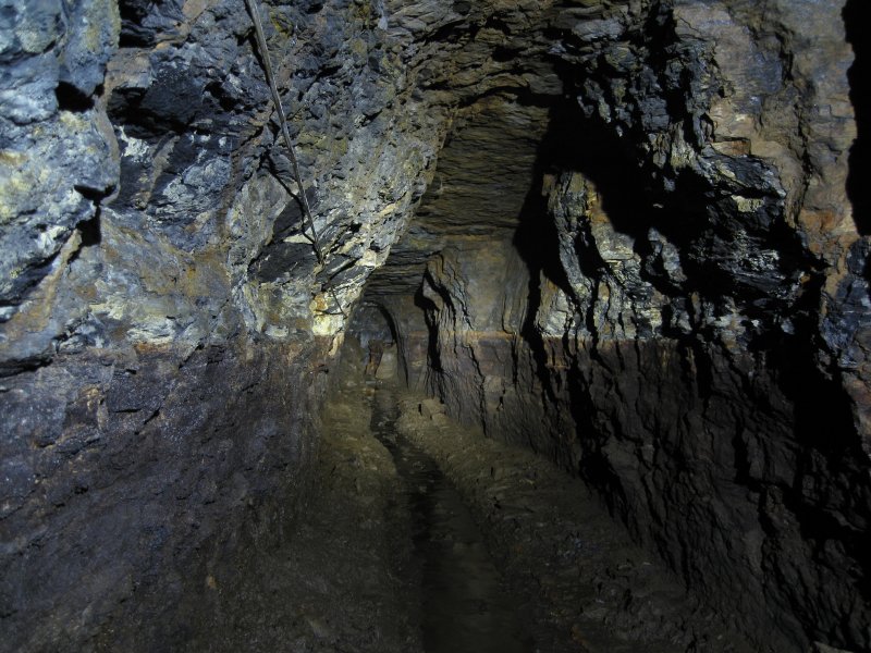 IMG_1384.jpg - It's a firestone level, alright.