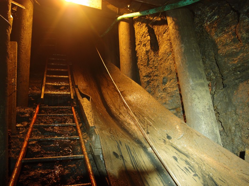 PA166797.JPG - At the Pattinson Sill.