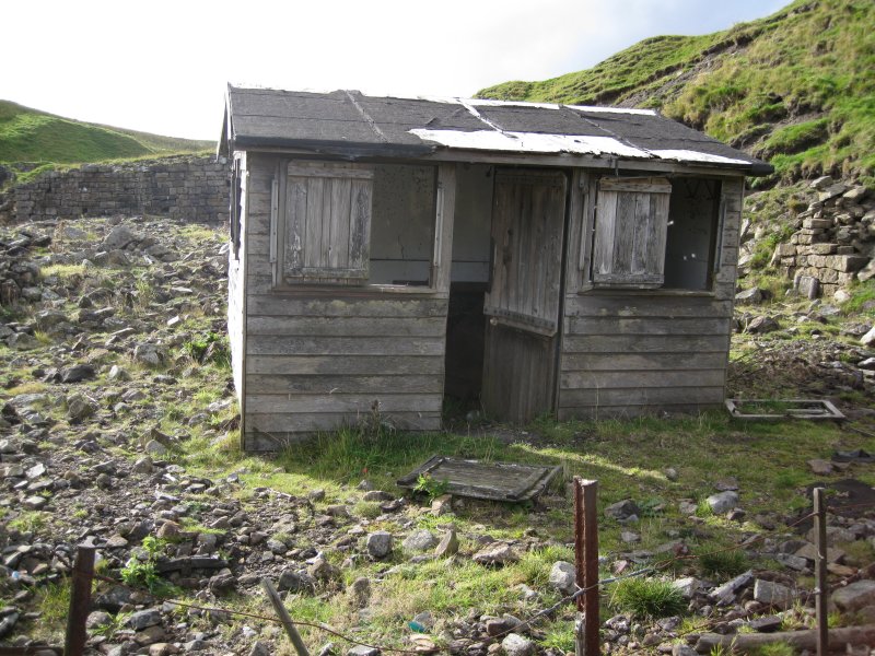 IMG_1494.jpg - One of the wooden mill site buildings, from more recent workings.
